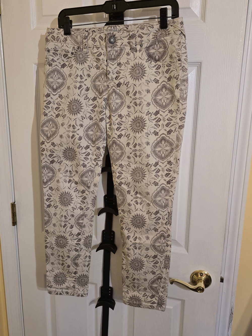 Free People Cream and Gray Cropped Printed Pants